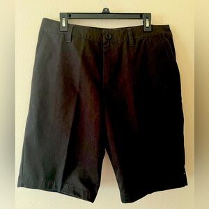 O’Neill Men’s Chino Dark Gray Relaxed Fit Shorts 34 ex preowned condition